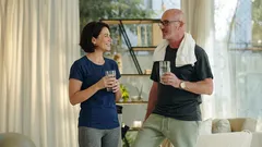 Wandelen of thuis trainen na je 40e: wat is beter voor je gezondheid