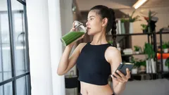 Geen thee en geen citroenwater: deze ochtenddrank verbrandt vet