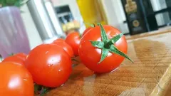 Weet jij hoe je tomaten moet bewaren zodat ze 7 dagen lang stevig en sappig blijven?