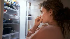 Wat gebeurt er met je lichaam als je hongerig naar bed gaat?